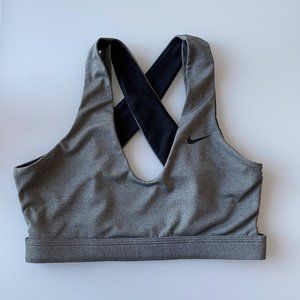 Light Support Sports Bra | Nike | M |